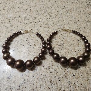 HOOP MOBB Pearl Girls Chocolate Beaded Pearl Large Hoop Earrings
